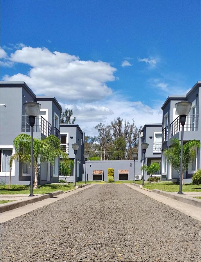 Las Toscas Apart Curuzu Cuatia Exterior foto